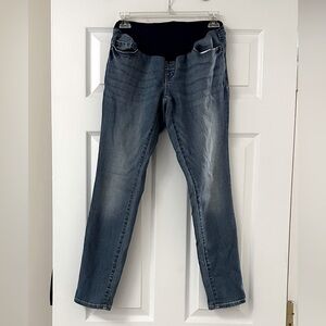 Old Navy Maternity Full-Panel Skinny Jeans 0 Short